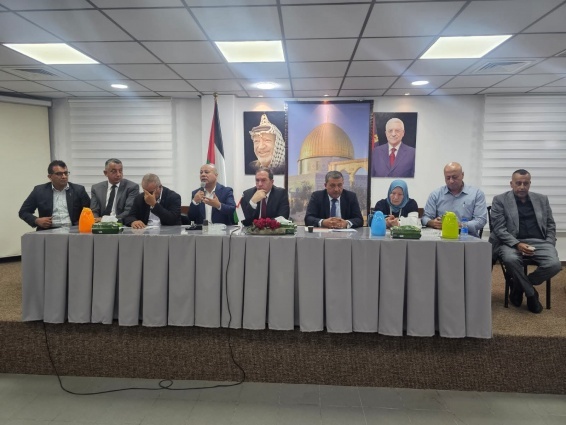 تفقد مخيمي طولكرم ونور شمس.. أبو هولي: حماية المخيمات وتمكين "الأونروا" من عملها أولوية وطنية حتى تنفيذ القرار 194